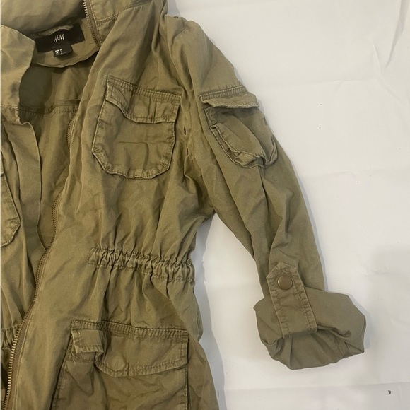 ๐ฟ Stylish H&M Olive Green Jacket โ Womenโs Size 4 ๐ฟ - Picture 11 of 14